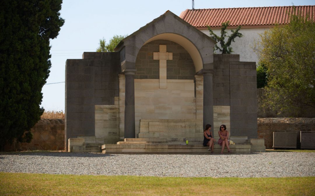 Monument inside the cemetery – Cross of sacrifice and altar of remembrance